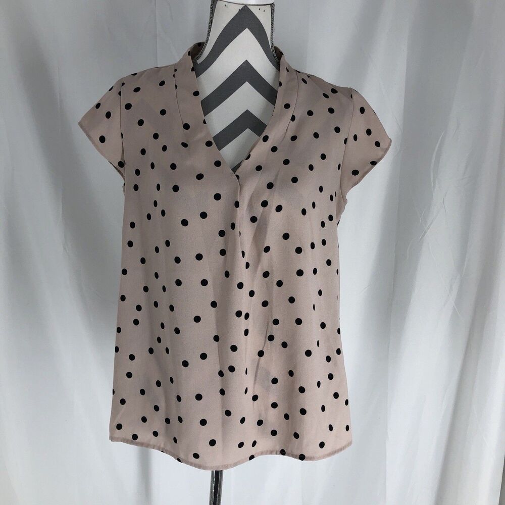 Halogen Size M Womens Beige Polka Dot V-Neck Cap Sleeve